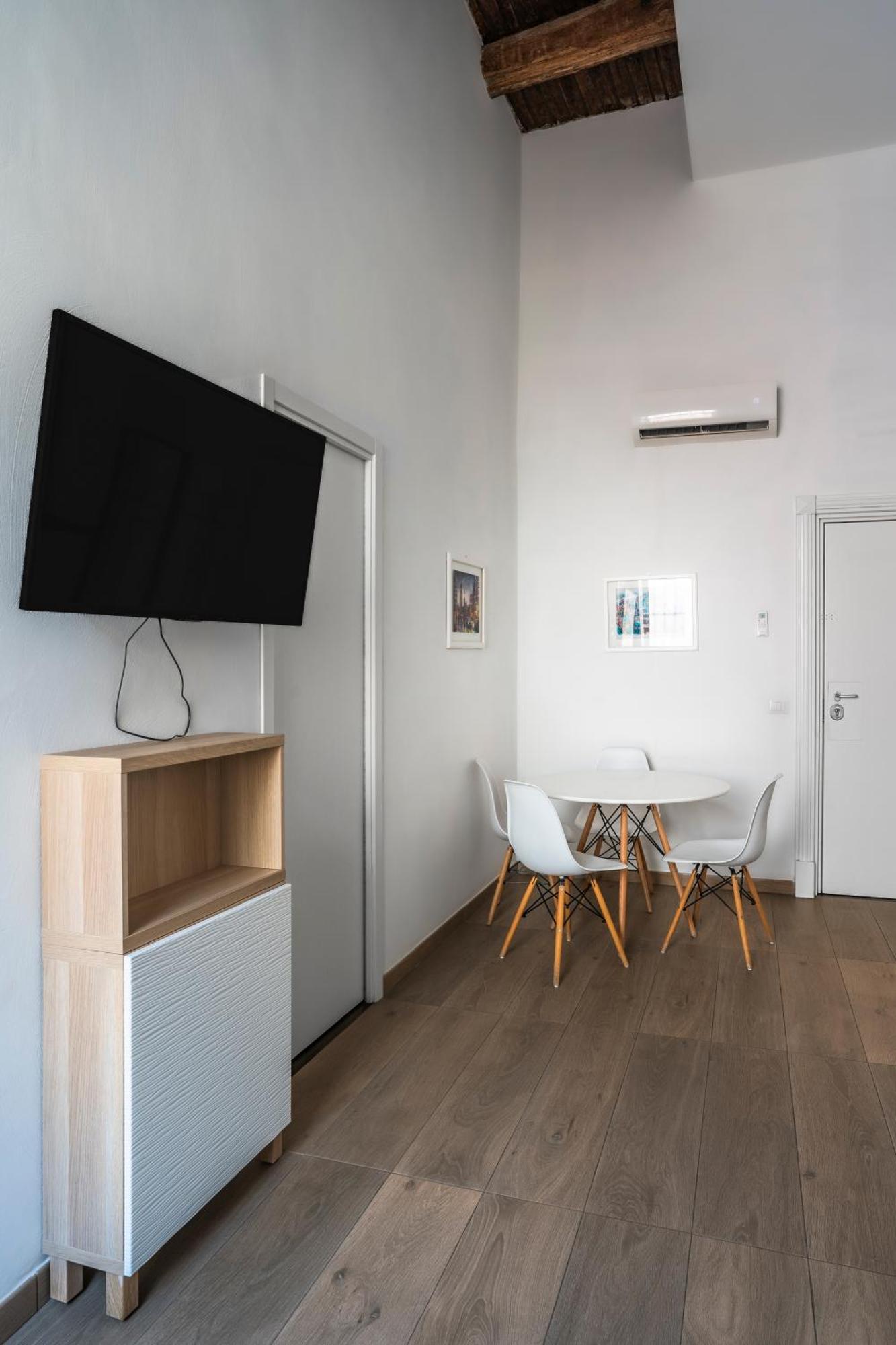 Appartamento Darling'S House Napoli Esterno foto